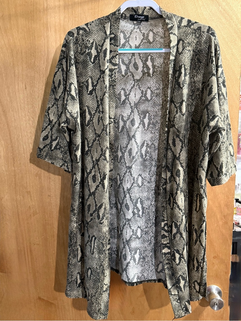 Orage Open Snake-Print Cardigan in Taupe and Black